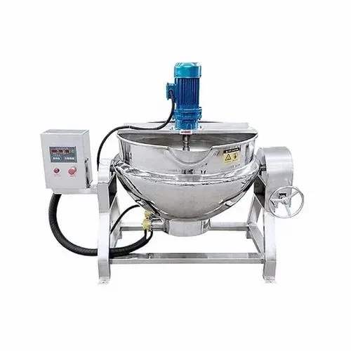 industrial tomato sauce cooking